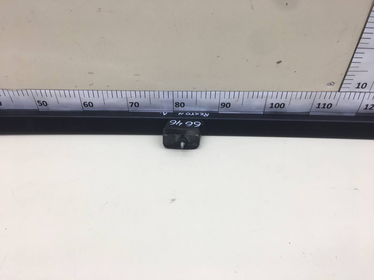 Рейлинг левый (планка на крышу) SsangYong Rexton 2 2006-2012