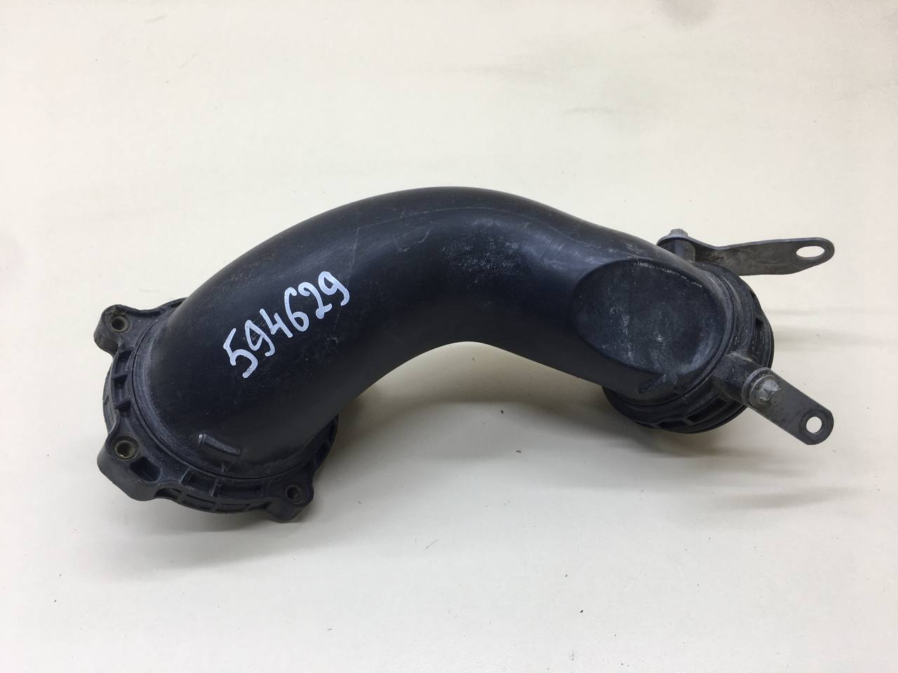 Воздуховод Mercedes-Benz C-Class (W205) 2014>