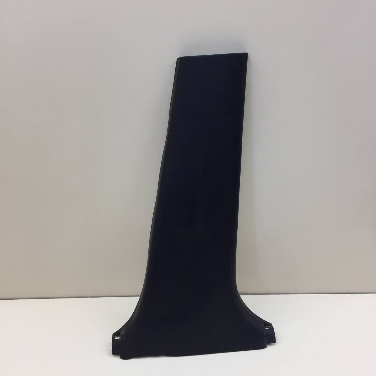 Обшивка стойки Toyota Corolla E120 2001-2007