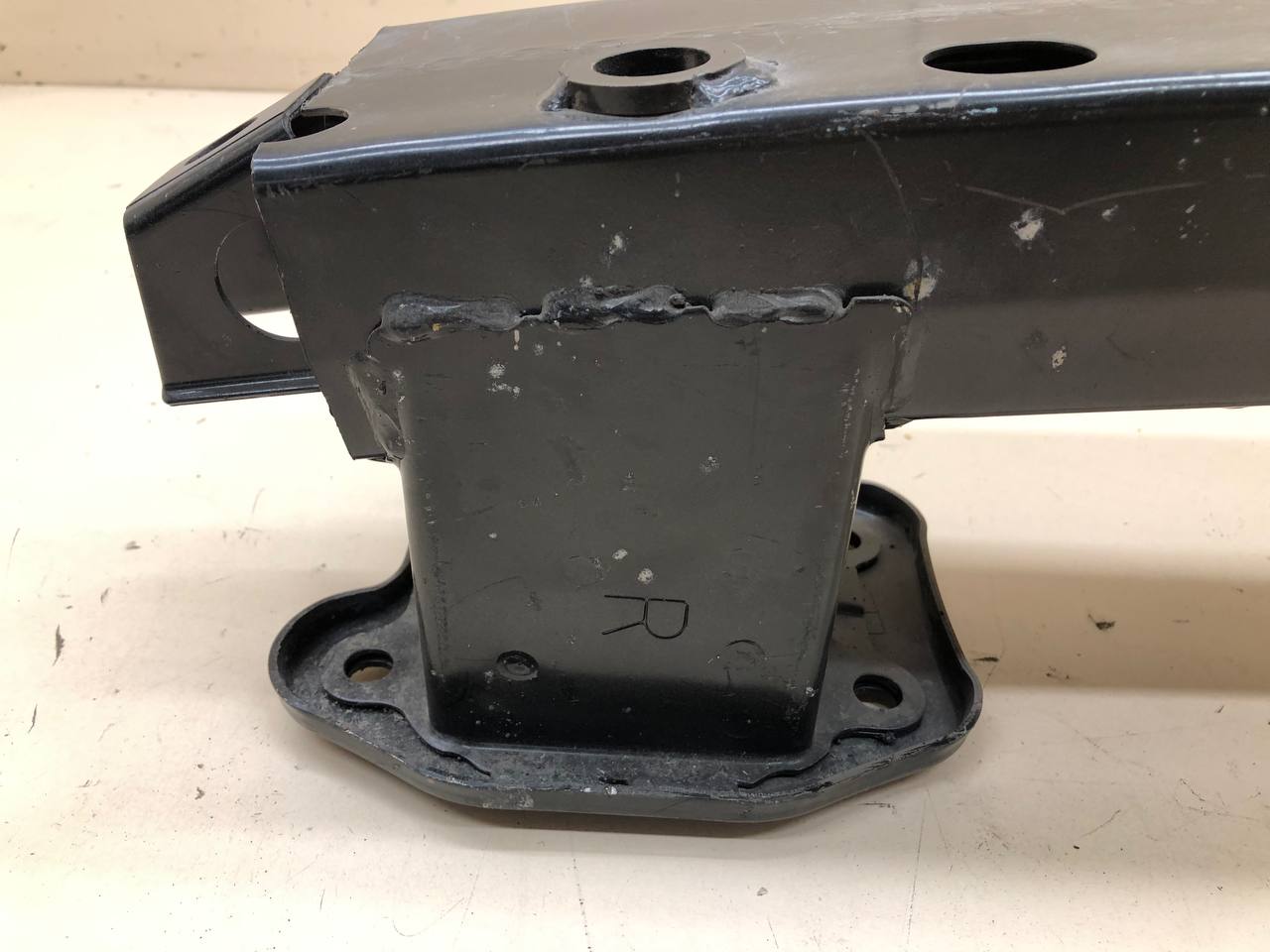 Усилитель заднего бампера Subaru B9 Tribeca (WX/W10) 2004-2008