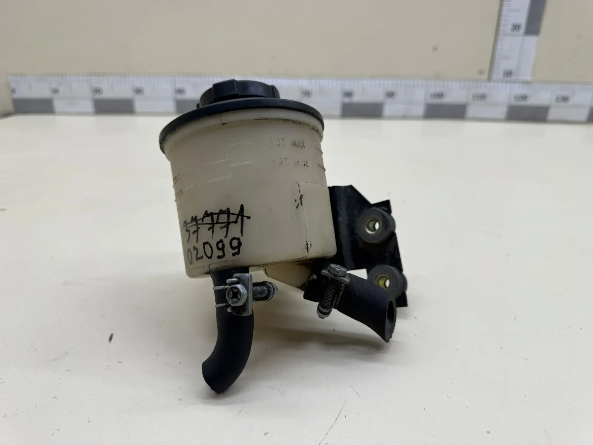 Бачок гидроусилителя Nissan Almera Classic (B10) 2006-2013