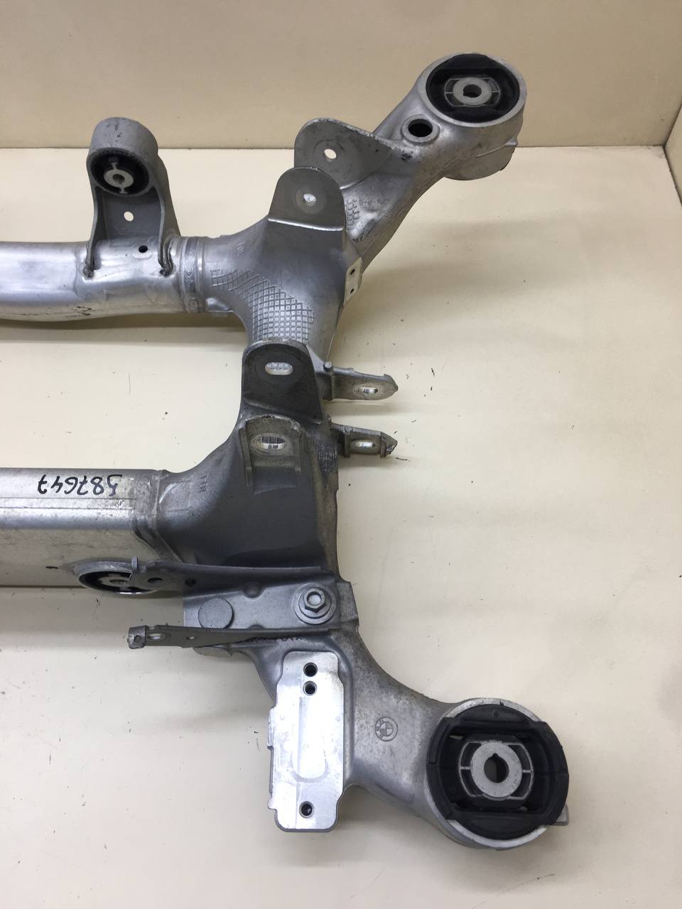 Балка задняя BMW 5-series F10/F11 2009-2016