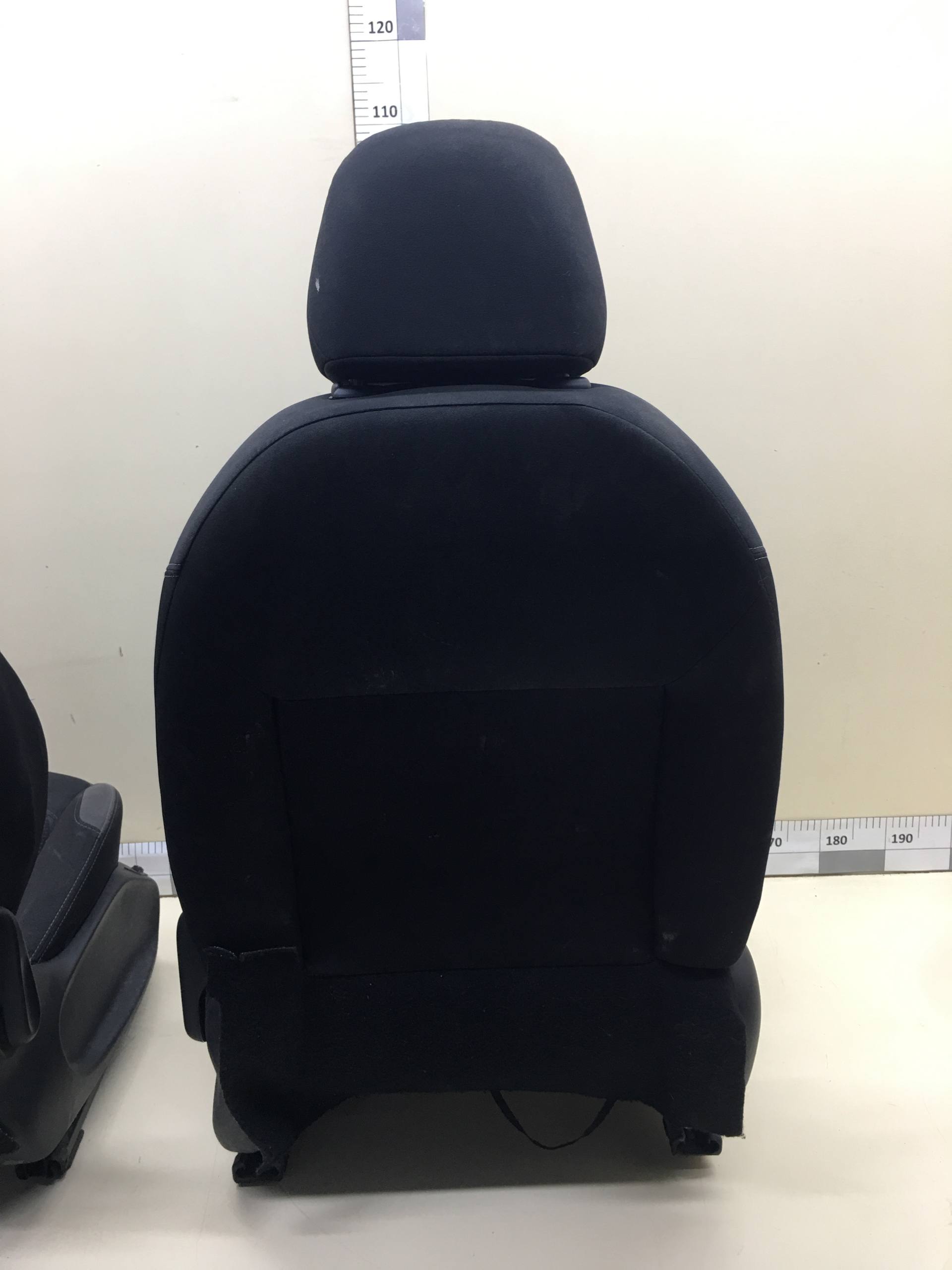 Сиденье (комплект) Peugeot 208 2012>