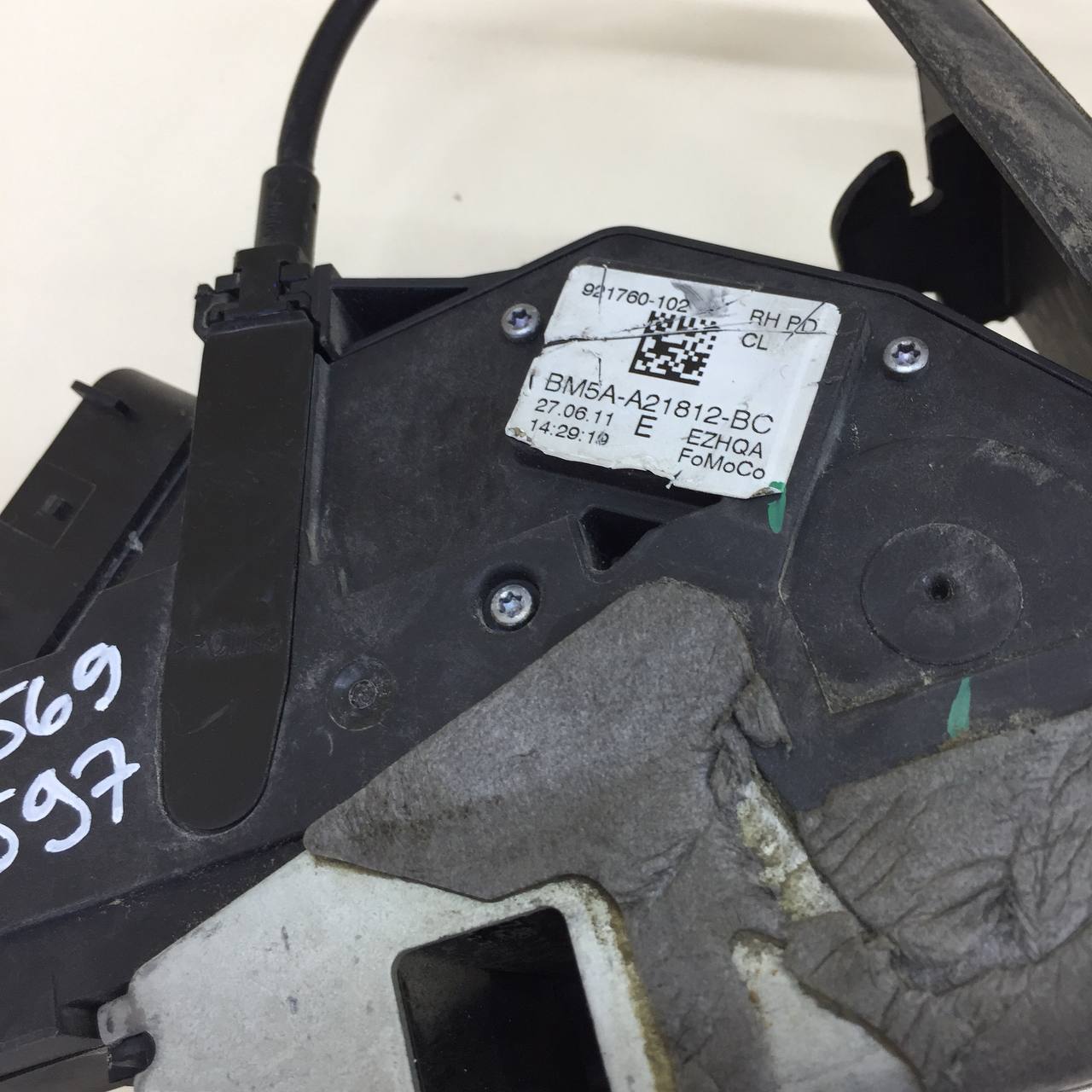 Замок двери передней правой Ford Focus 3 2011>