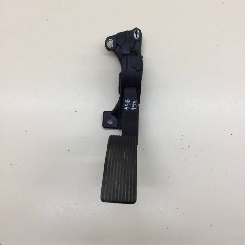 Педаль газа Jeep Grand Cherokee (WK2) 2010>