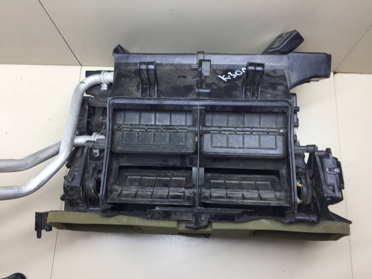 Корпус отопителя Chrysler 300С (LX) 2004-2011