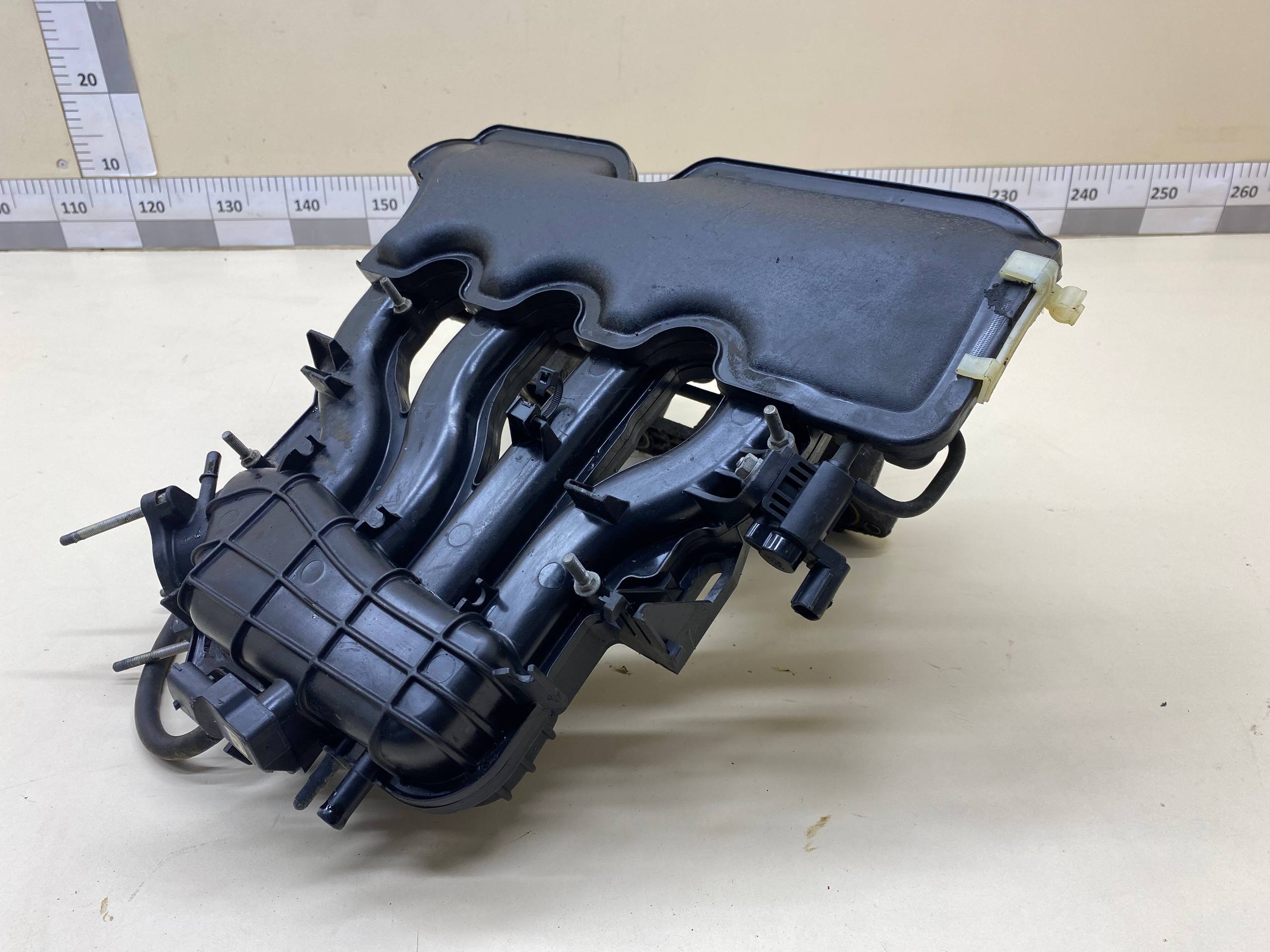 Коллектор впускной Lada X-RAY 2016>