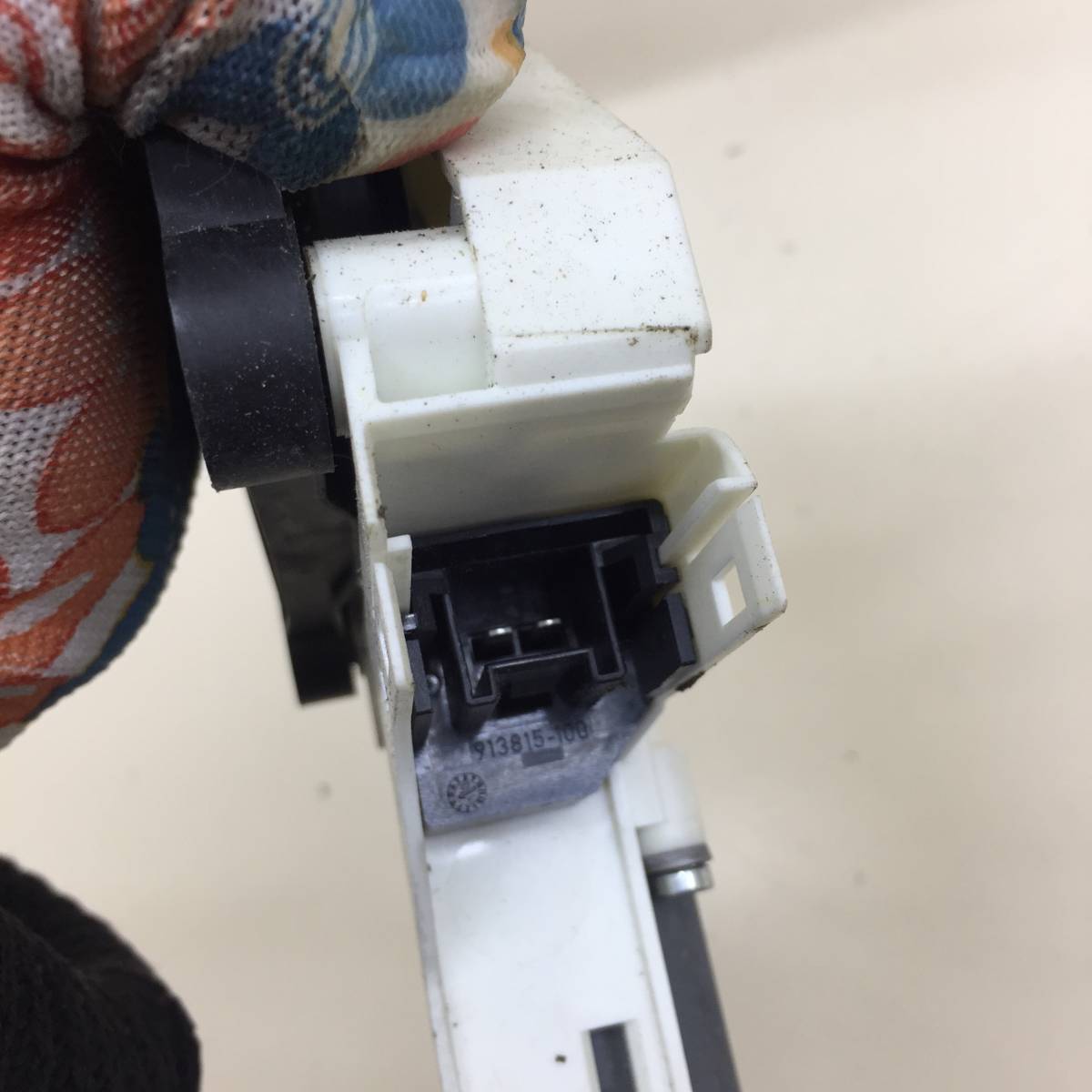 Стеклоподъемник электр. задний правый Audi Q5 (8R) 2008-2017