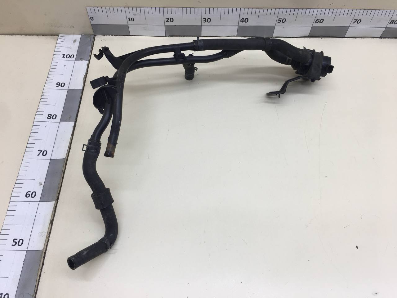 Насос водяной (помпа) Volkswagen Passat B7 2011-2015