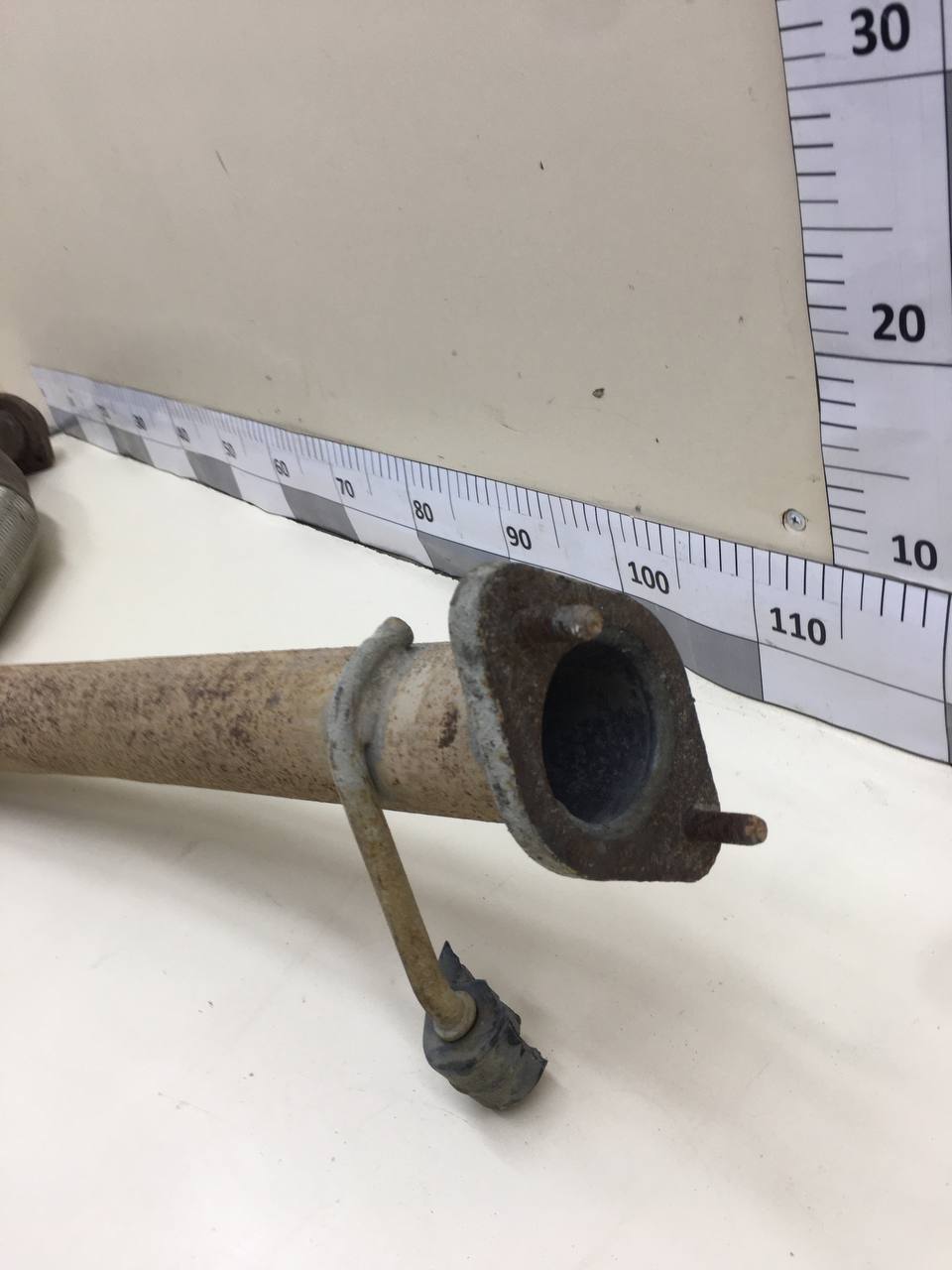 Приемная труба глушителя SsangYong Rexton 1 2001-2006