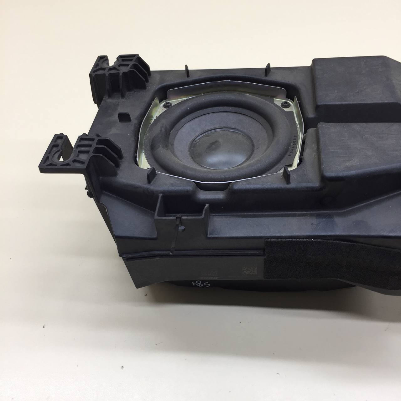 Сабвуфер Cadillac Escalade 3 2006-2014