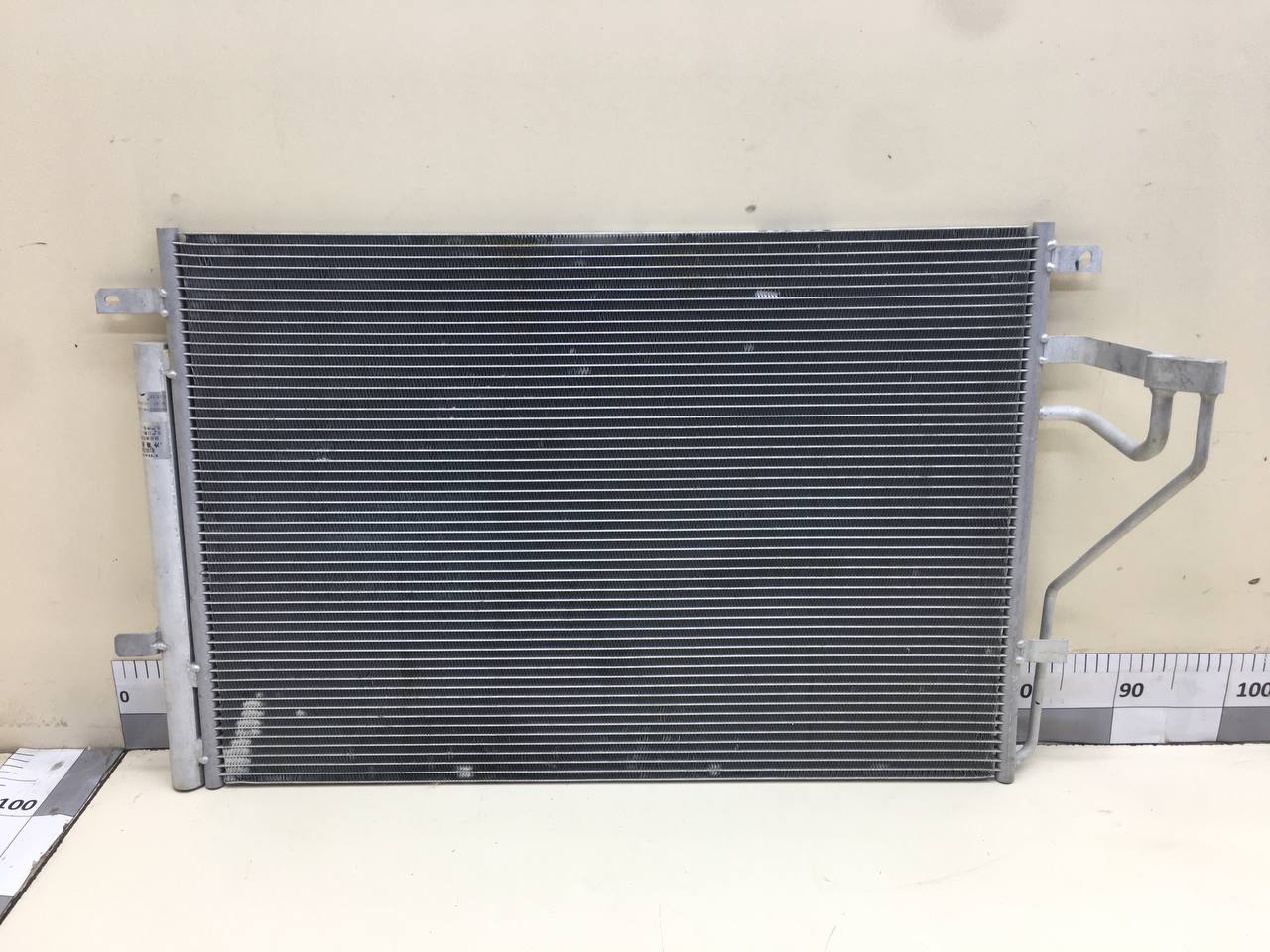 Радиатор кондиционера (конденсер) Changan UNI-T 2023>