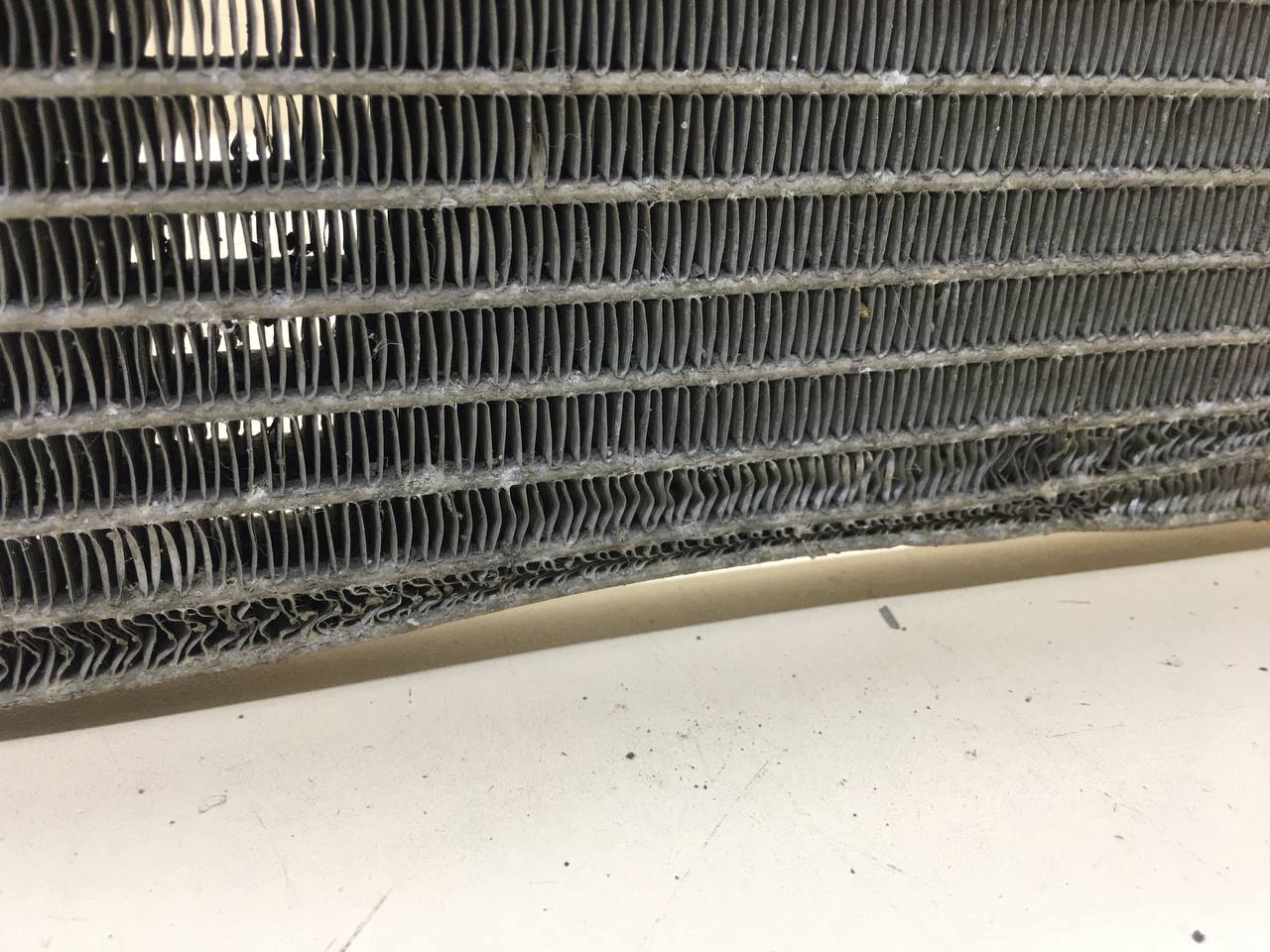 Радиатор кондиционера (конденсер) BMW X6 E71 2008-2014