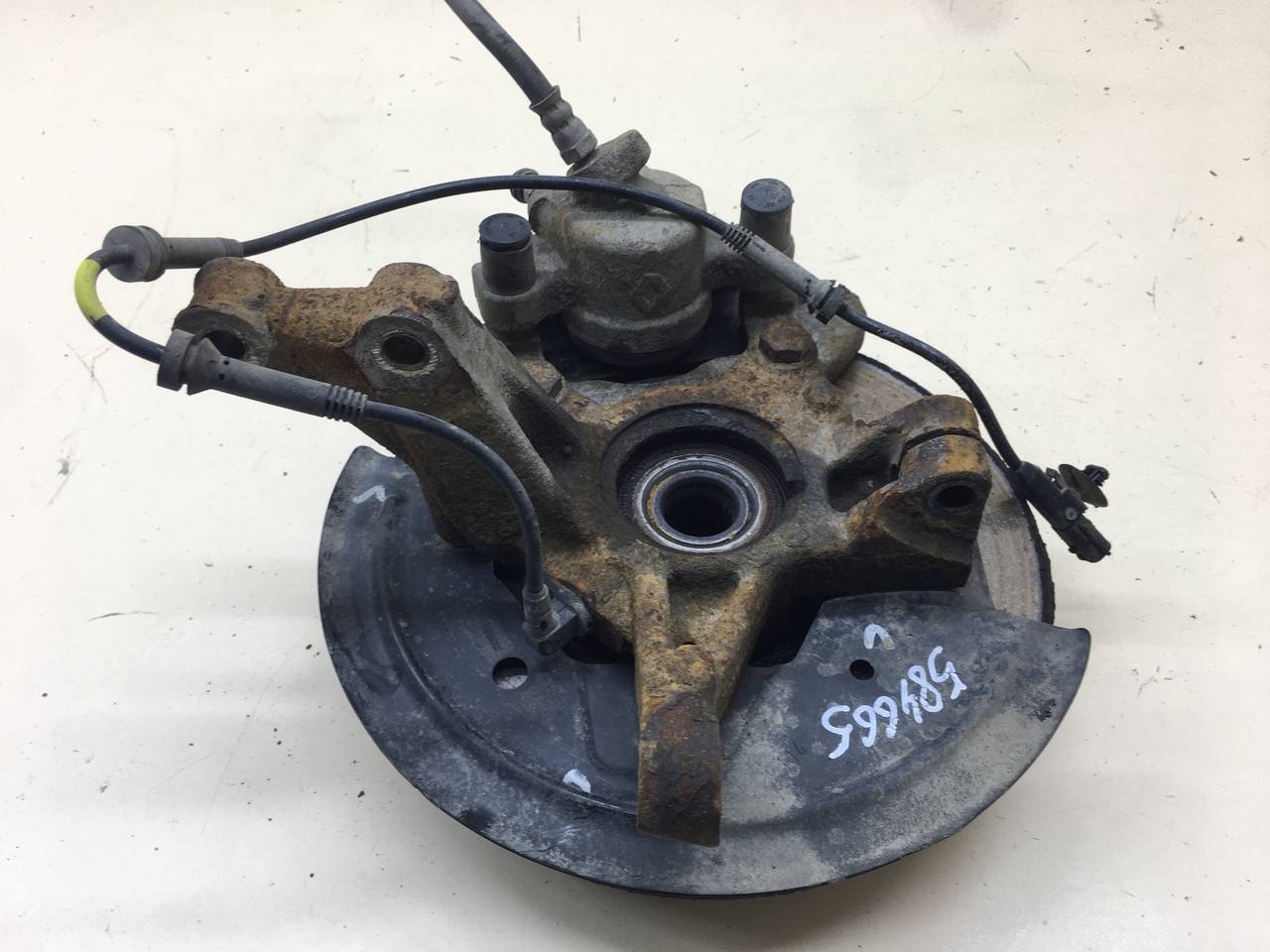 Кулак поворотный передний левый Lada X-RAY 2016>