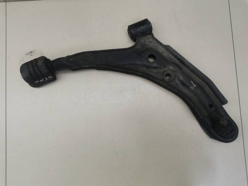 Рычаг передний правый Nissan Almera (N15) 1995-2000