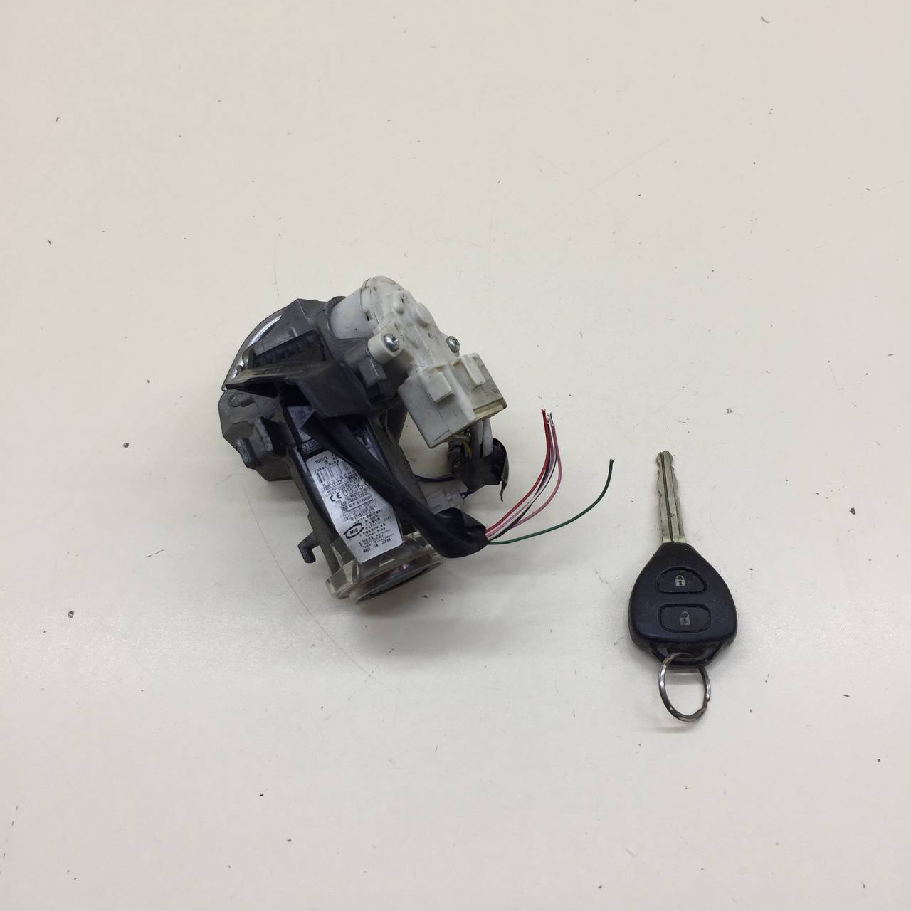 Замок зажигания Toyota Rav 4 (A30) 2006-2013