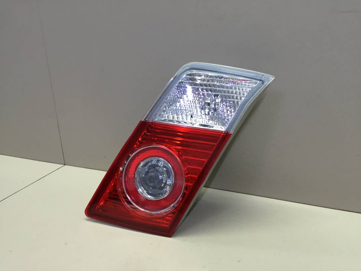 Фонарь задний внутренний правый Lifan Breez 2007-2012