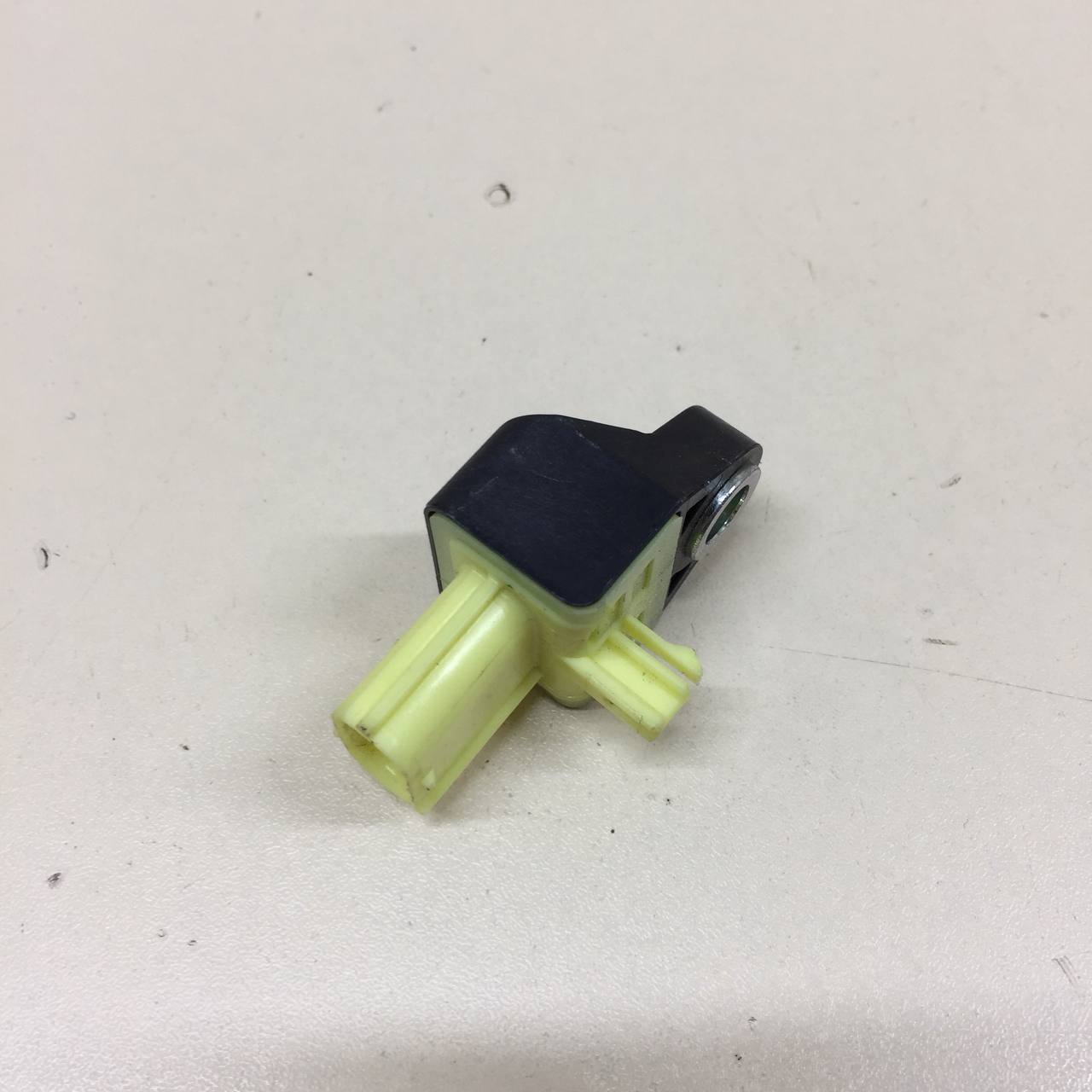 Датчик AIR BAG Toyota Rav 4 (XA50) 2018>