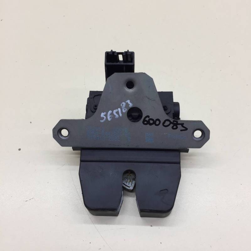 Замок багажника Ford Mondeo 4 2007-2015