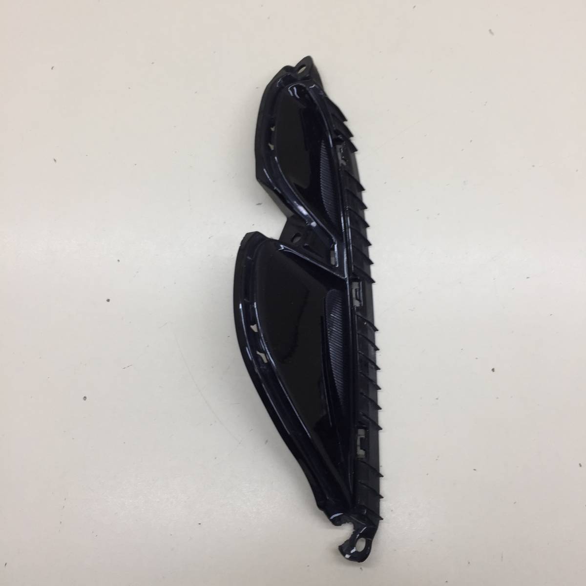 Заглушка бампера Kia K5 (DL3) 2019>