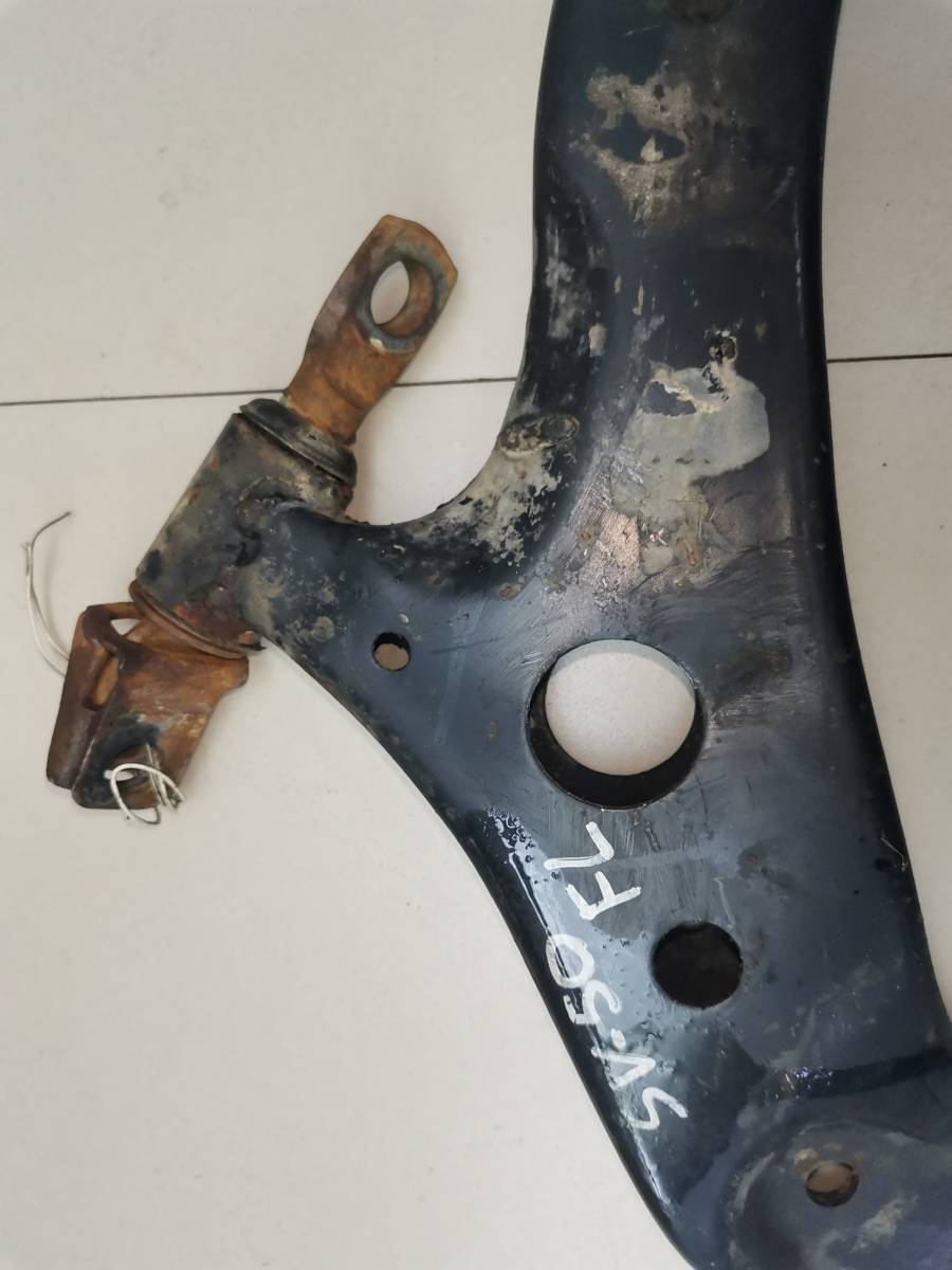 Рычаг передний левый Toyota Vista Ardeo (V50) 1998-2003