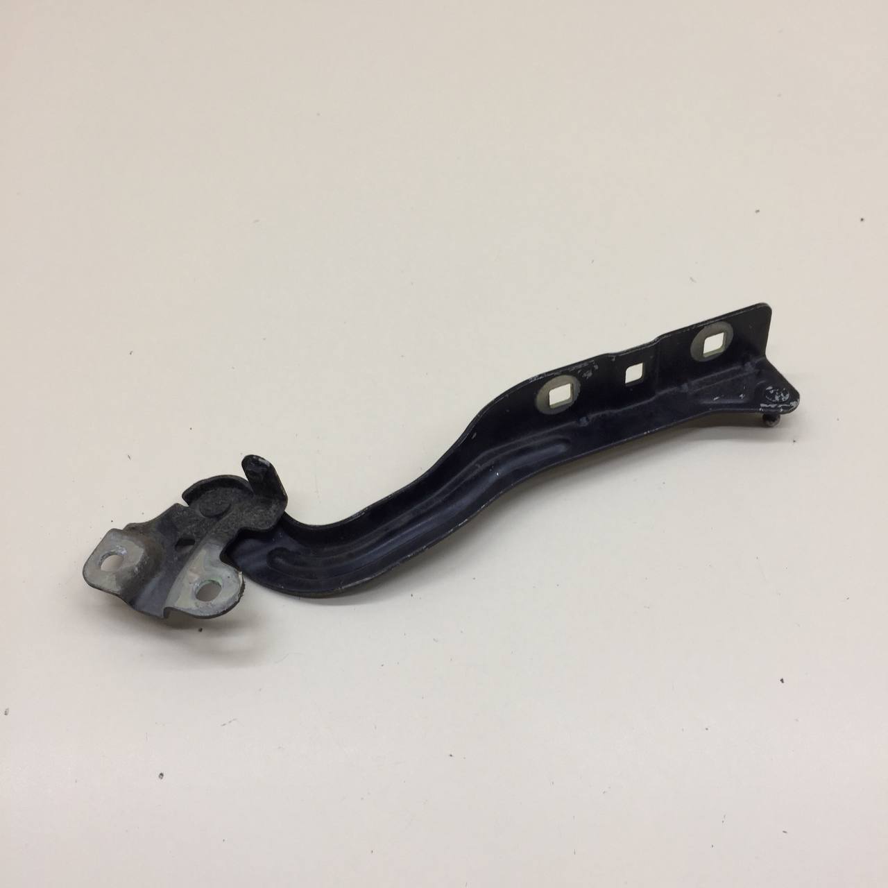 Петля капота левая Changan UNI-K 2020>