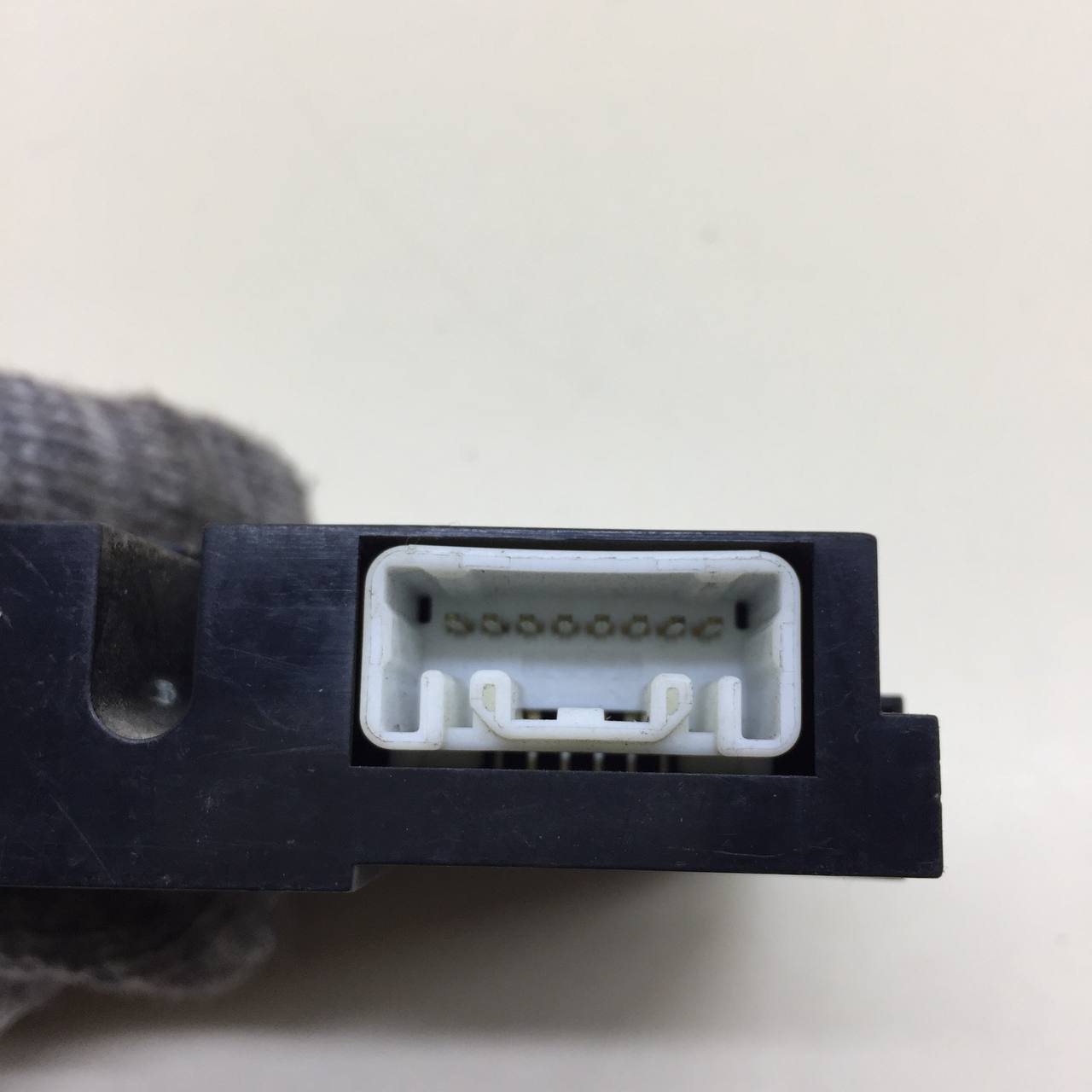 Кнопка обогрева заднего стекла Toyota Avensis (T250) 2003-2009