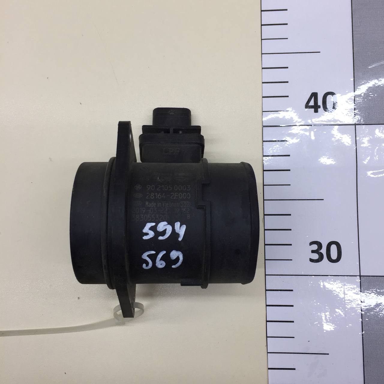 Датчик расхода воздуха (массметр, дмрв) Cadillac Escalade 3 2006-2014