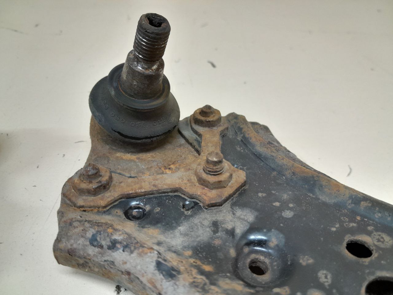 Рычаг передний Skoda Fabia (5J) 2007-2014