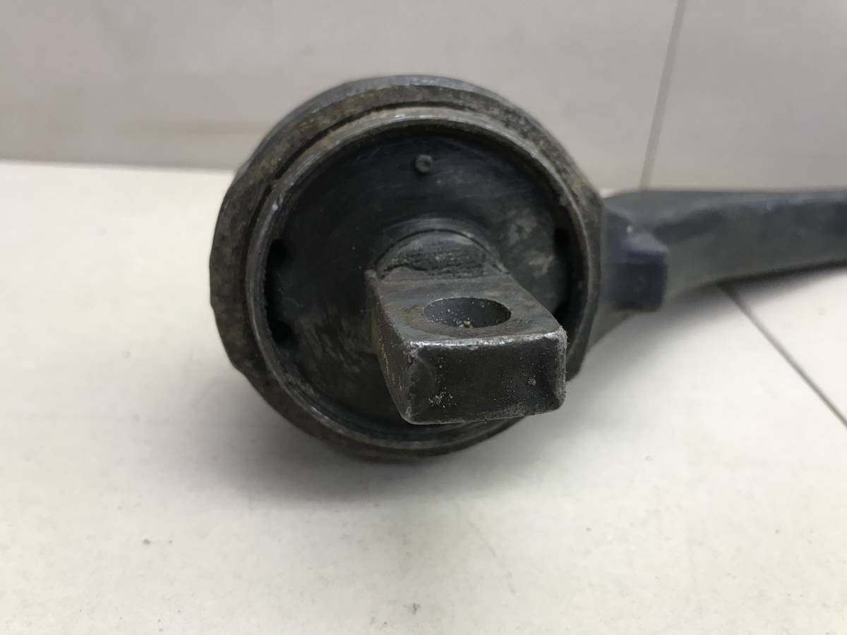 Рычаг передний правый Mitsubishi Diamante 2 (F3, F4) 1994-2005г