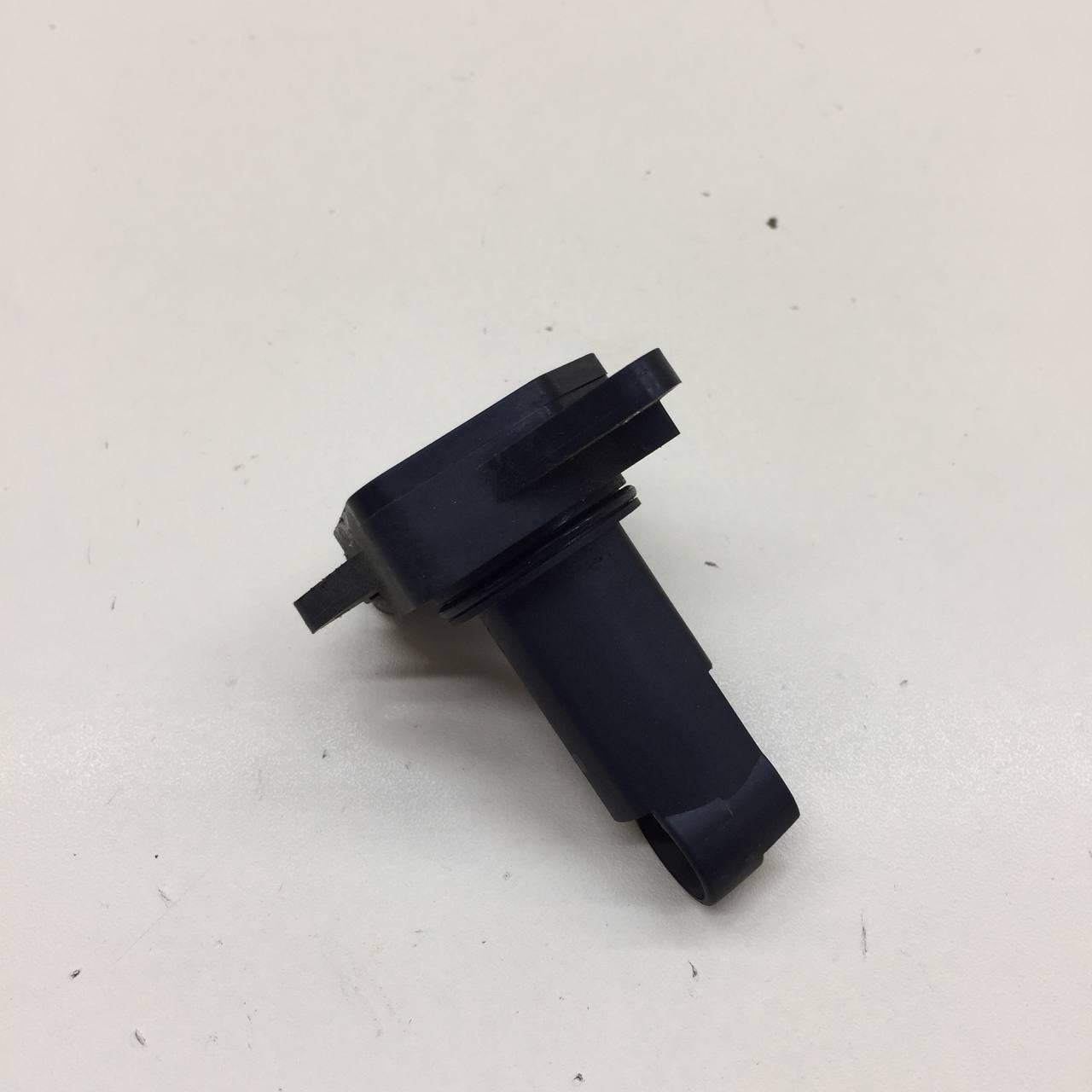 Датчик расхода воздуха (массметр, дмрв) Toyota Camry (XV30) 2001-2006