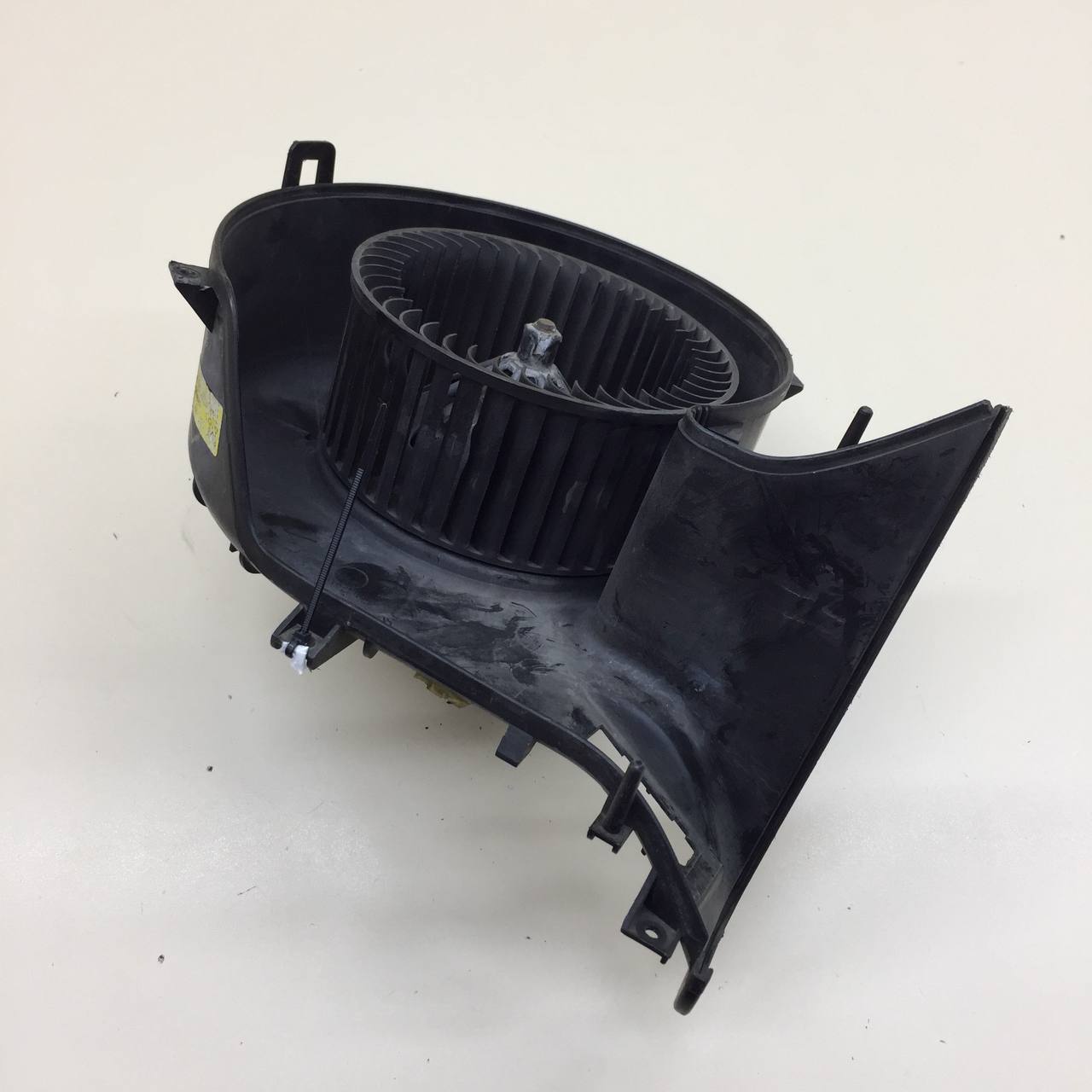 Моторчик отопителя Opel Vectra (C) 2002-2008