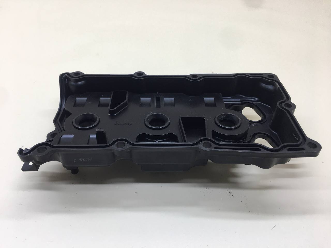 Крышка головки блока (клапанная) Nissan Skyline (V36) 2006-2014