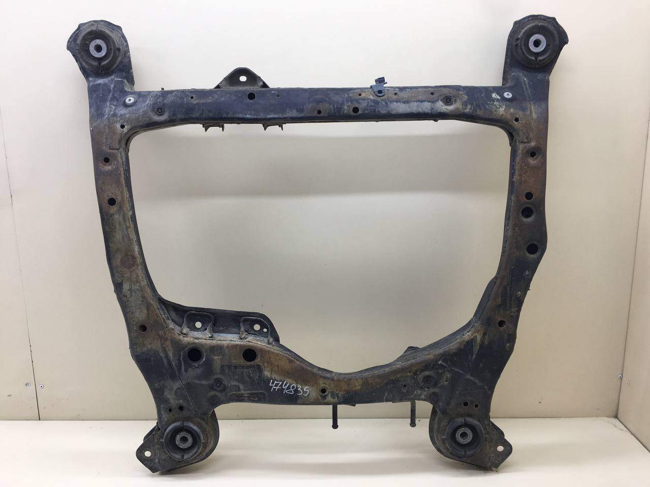 Балка подмоторная Lexus RX 300 (XU10) 1997-2003