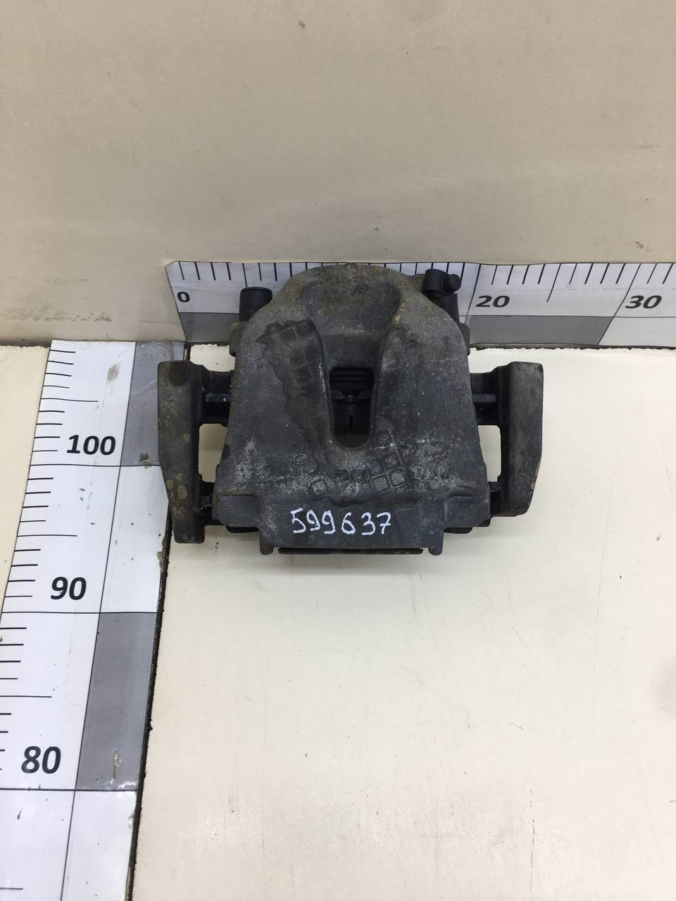 Суппорт передний правый BMW X5 F15/F85 2013-2018