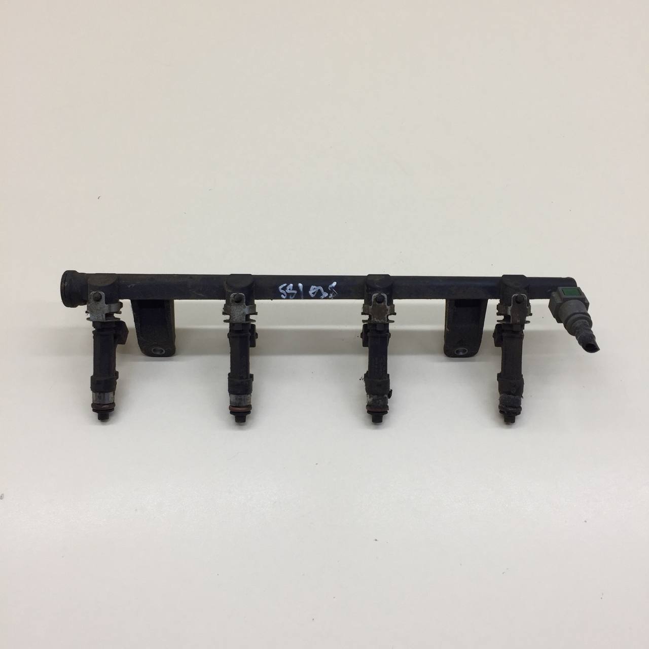 Рейка топливная (рампа) Renault Logan (1) 2005-2014