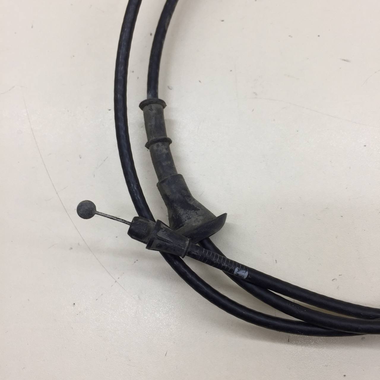 Ручка открывания капота Chevrolet Aveo T300 2011>