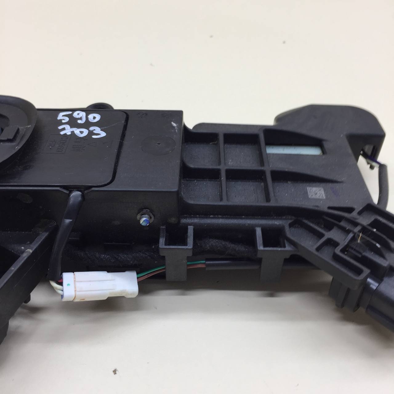 Ручка двери передней наружная правая Changan UNI-K 2020>