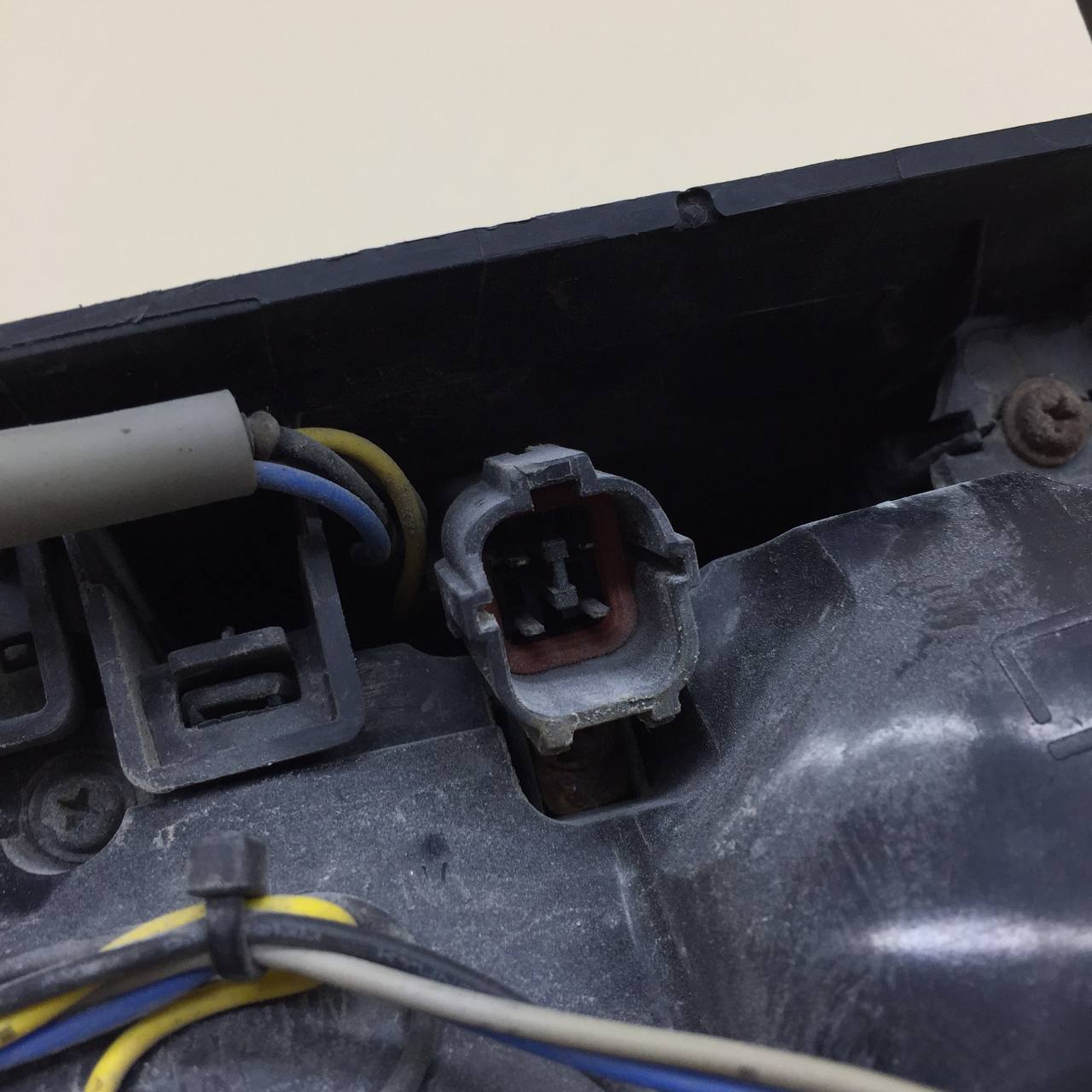 Фонарь задний левый SsangYong Kyron 2005-2015