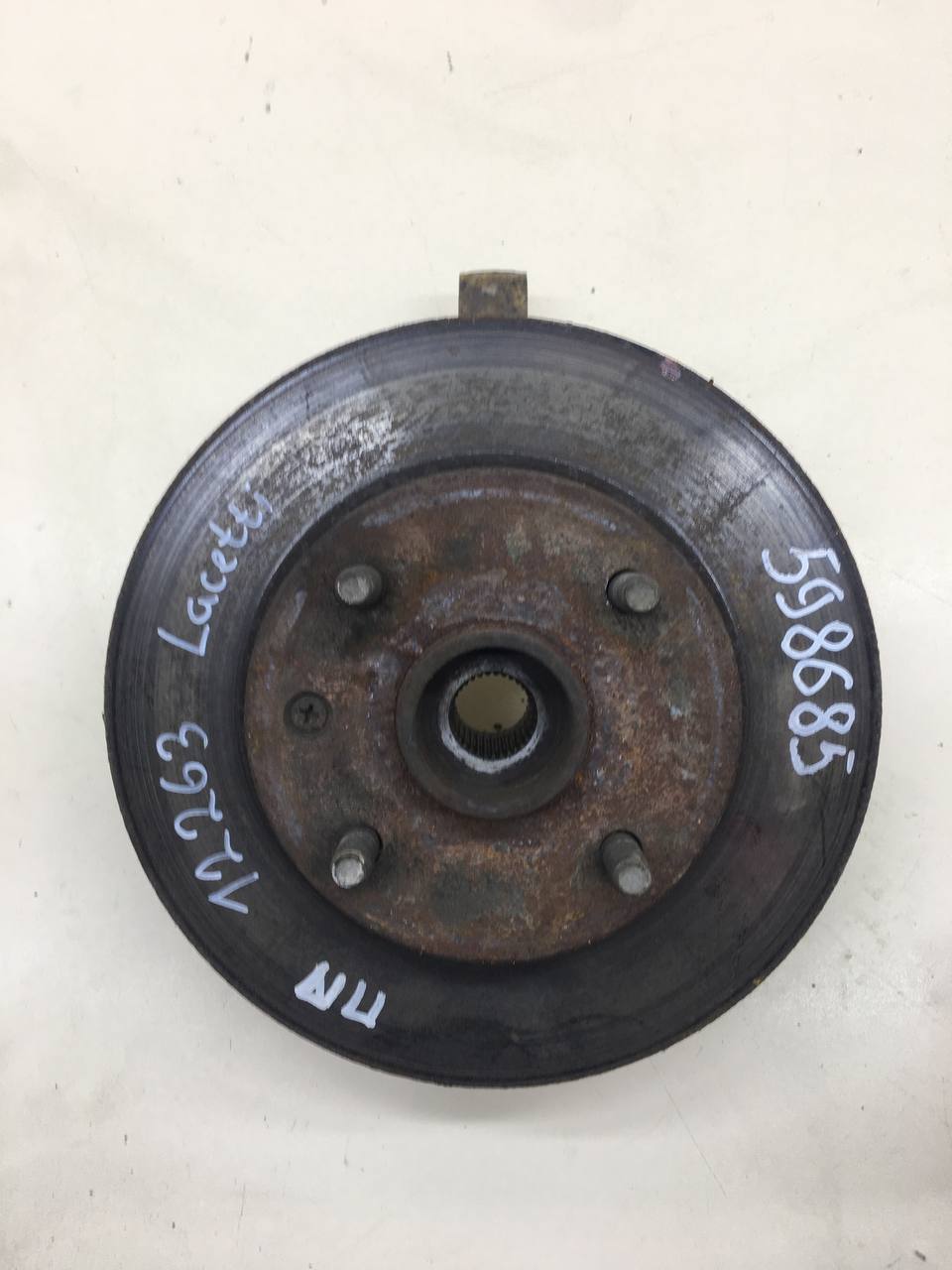 Кулак поворотный передний правый Chevrolet Lacetti (J200) 2003-2013