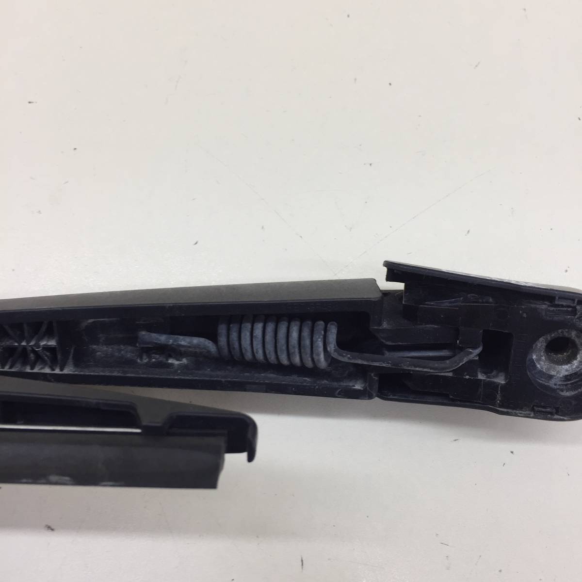 Поводок стеклоочистителя задний Mitsubishi Outlander (GF) 2012>