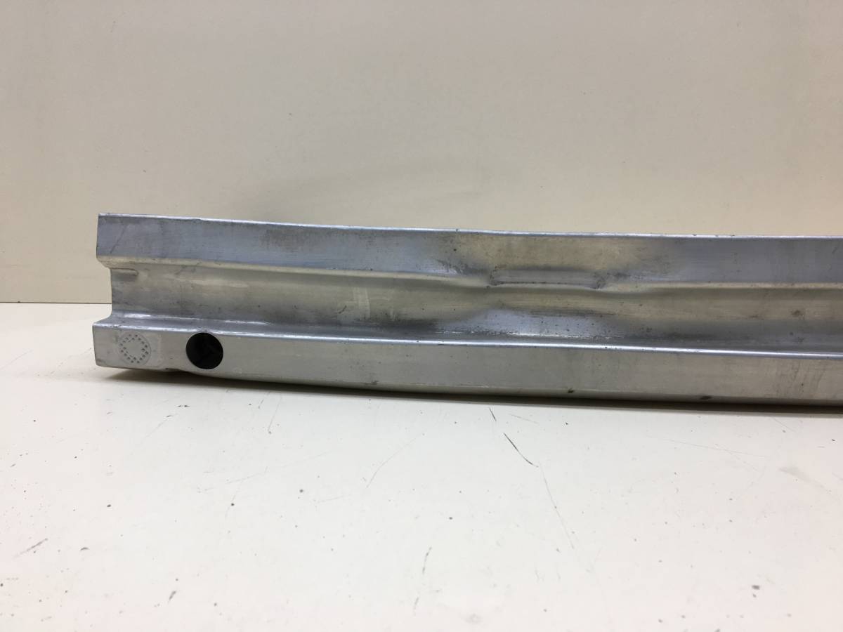 Усилитель заднего бампера Porsche Macan 2013>