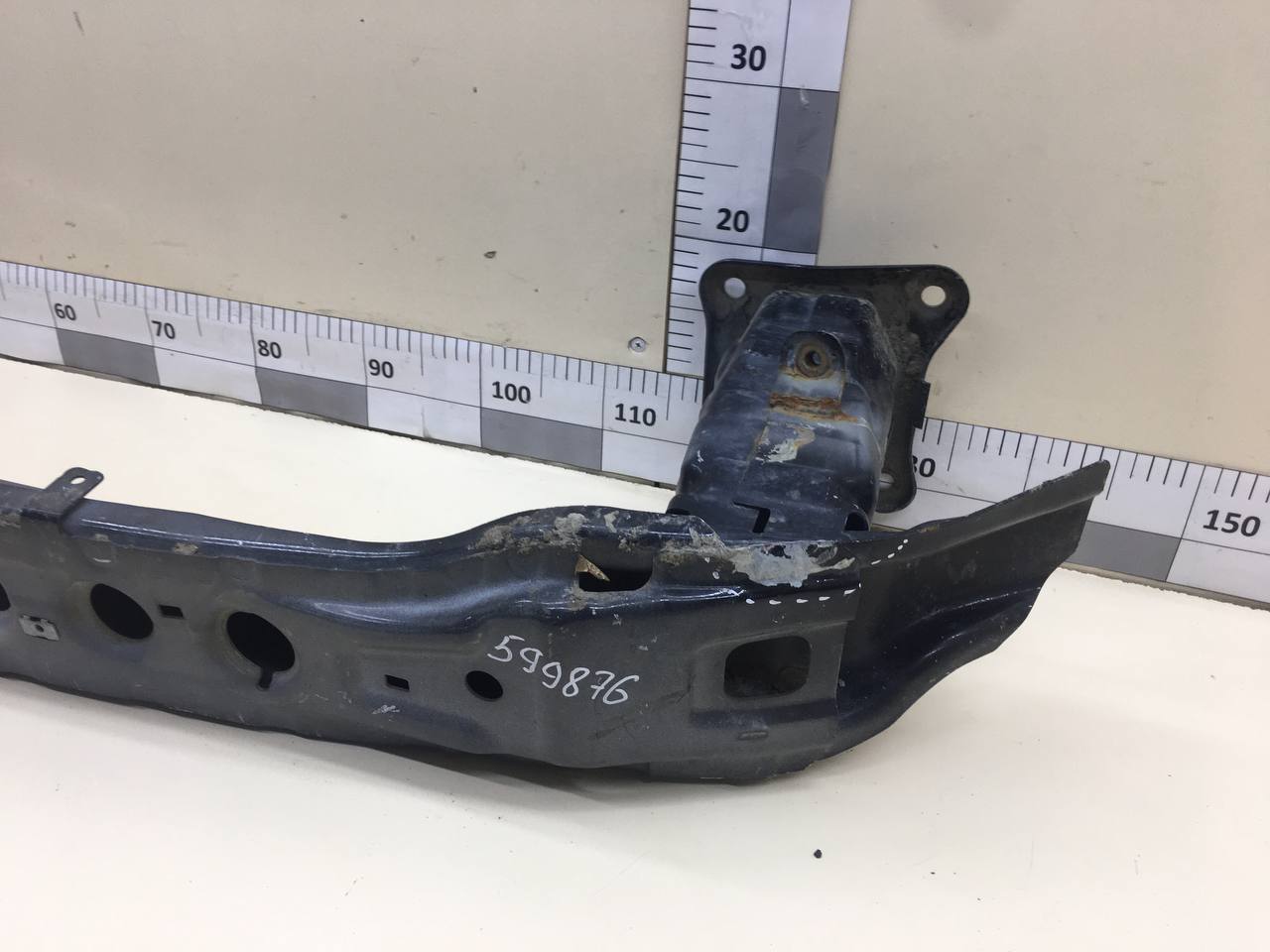 Усилитель переднего бампера Ford Kuga (CBS) 2012>