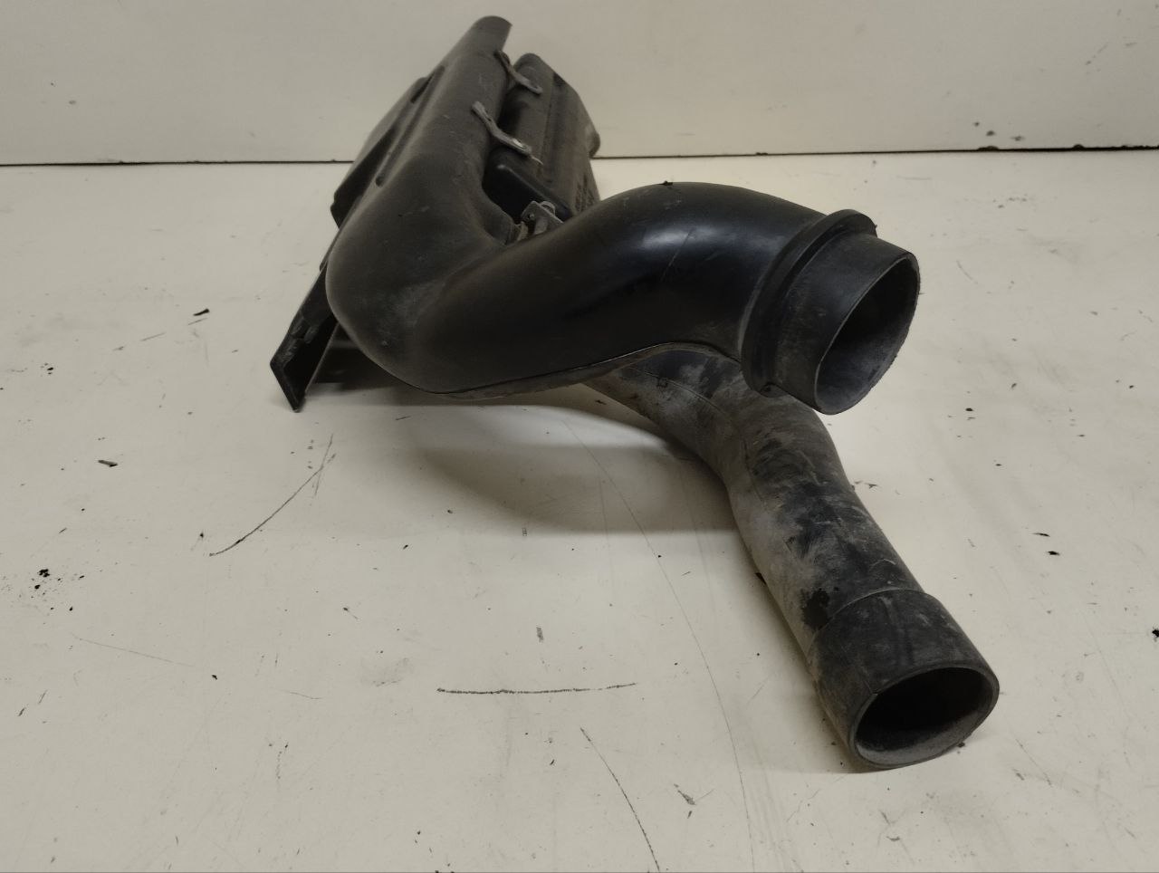 Воздухозаборник (наружный) Kia Spectra (SD) 2004-2011