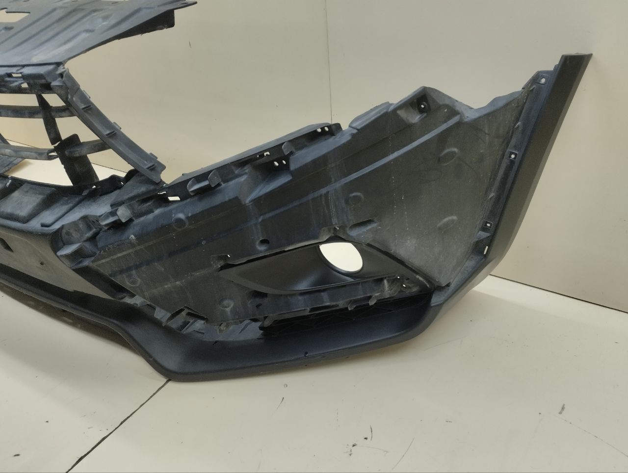 Бампер передний Lada Vesta SW Cross 2017>