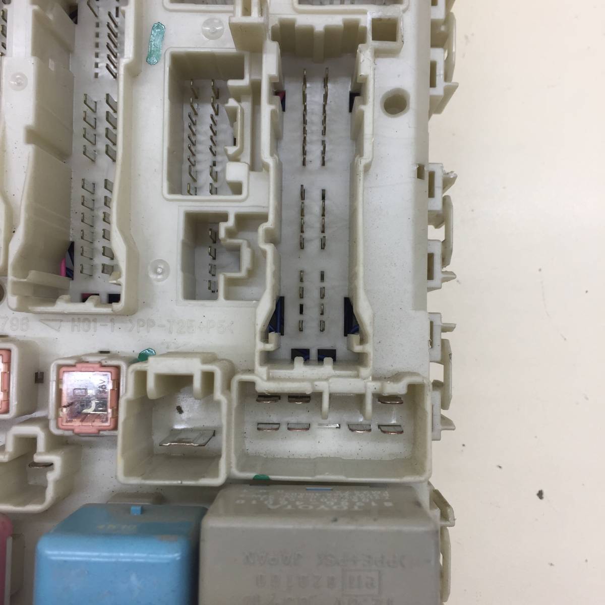 Блок предохранителей Toyota Auris (E150) 2006-2012