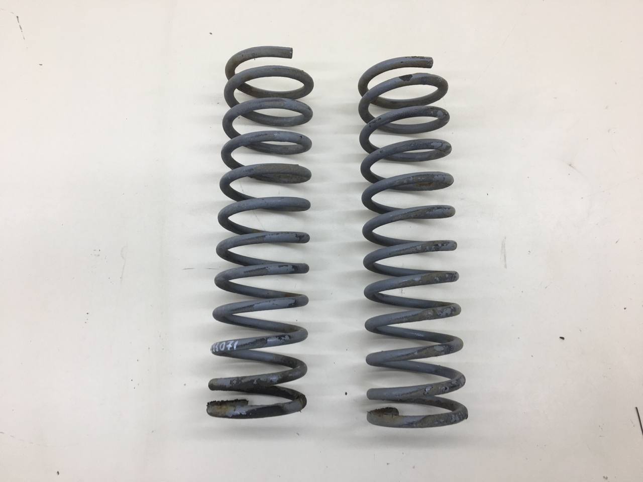 Пружина задняя Lada Granta 2011>