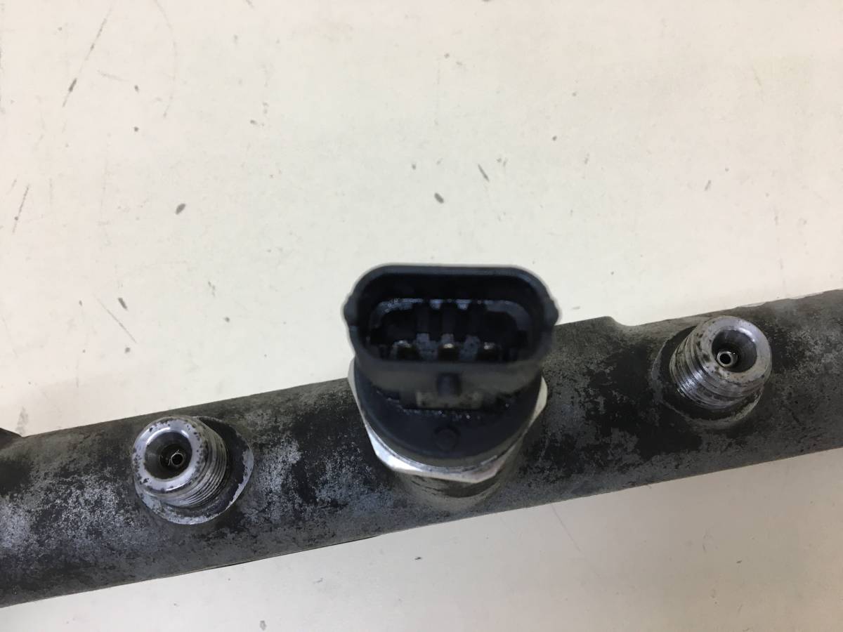 Рейка топливная (рампа) Hyundai Starex H1/Grand Starex 2007>