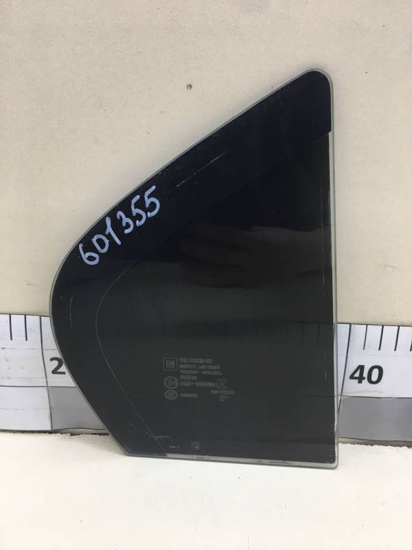 Стекло двери задней правой (форточка) Chevrolet Aveo T300 2011>