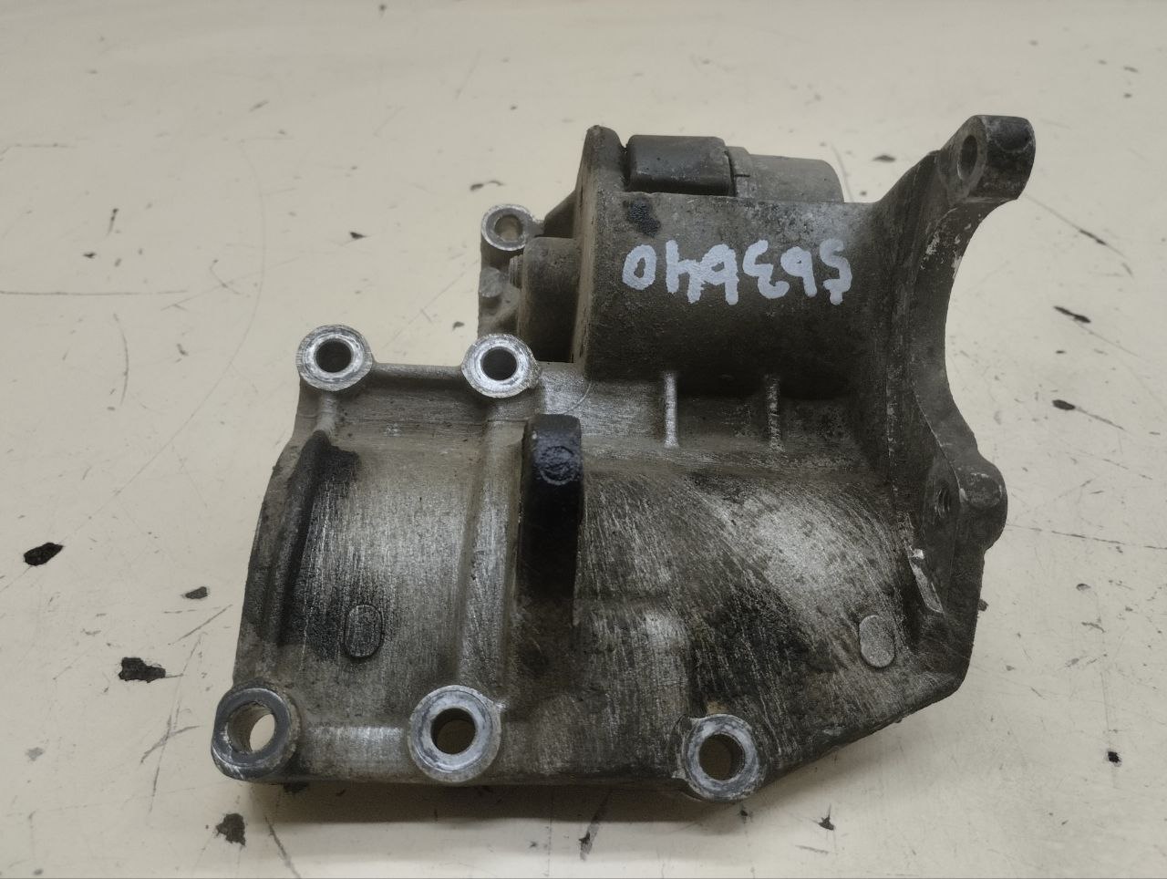 Кронштейн гидроусилителя Hyundai Starex H1/Grand Starex 2007>